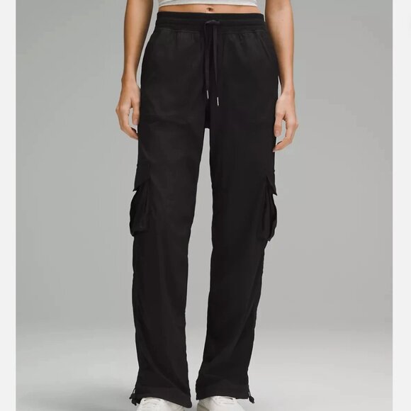LULULEMON Dance Studio Relaxed Fit Cargo Pants Size XXXS - Picture 1 of 7